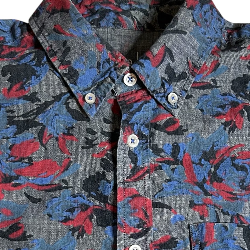 GAP Men’s Medium 1969 Indigo Rose Print Button Down Shirt Blue Black Red